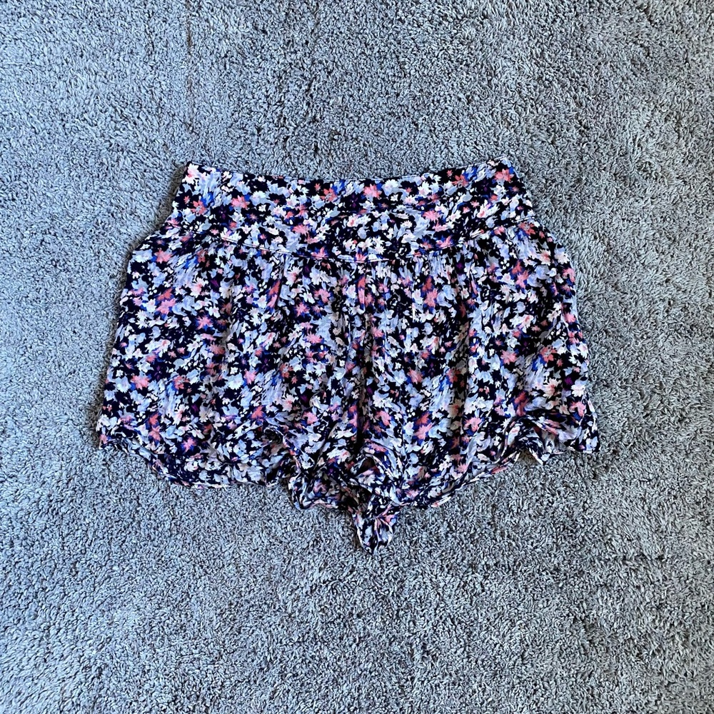 American Eagle Floral Shorts